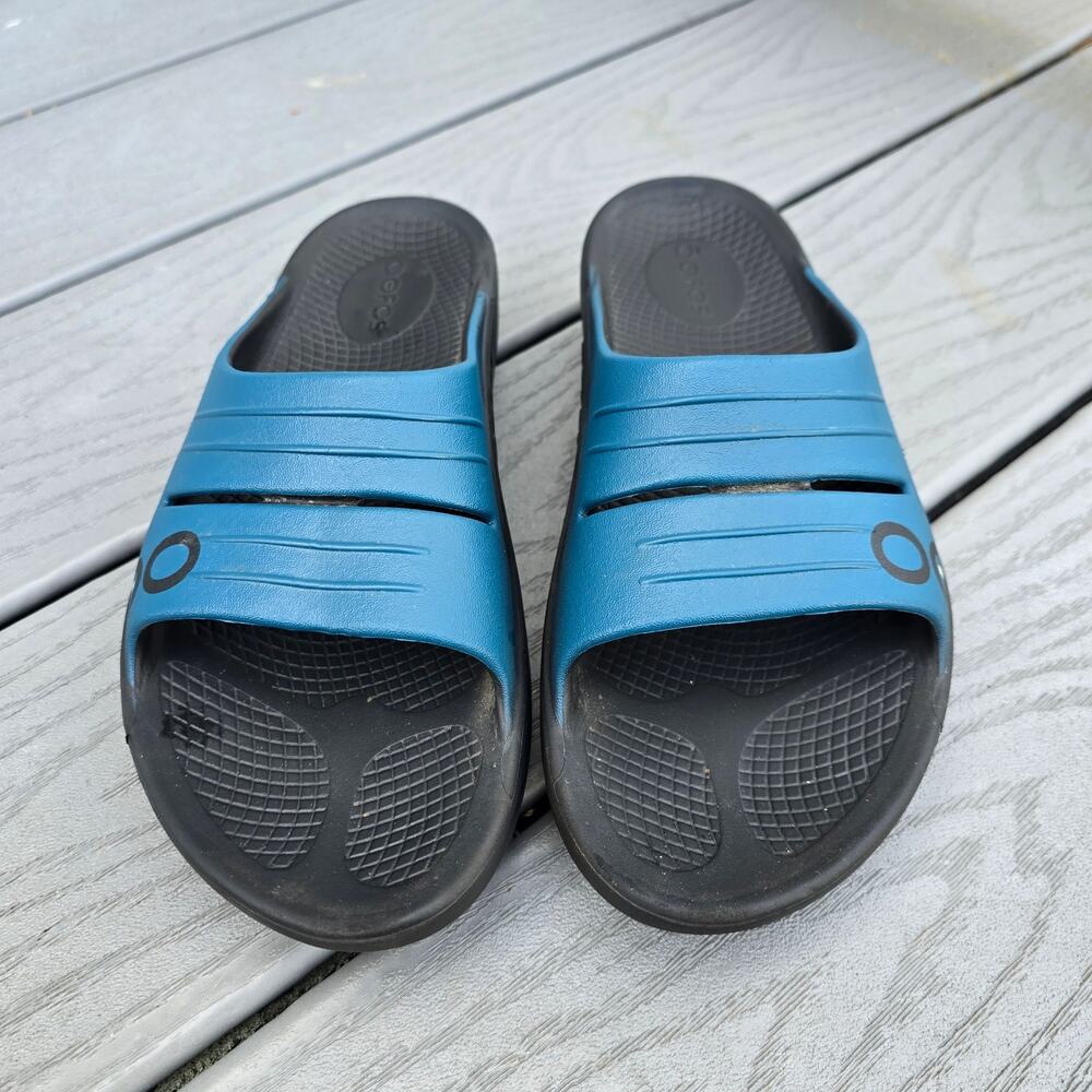 Oofos Women's Ooahh Luxe Slide Blue, Size 7